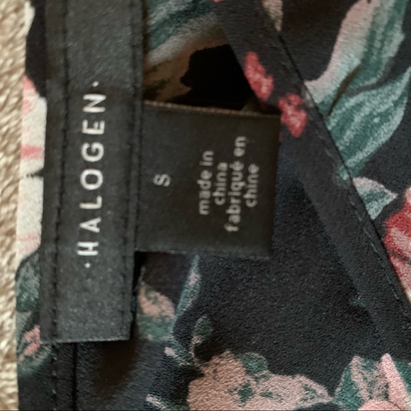 Halogen large floral print short sleeve blouse - Picture 4 of 6